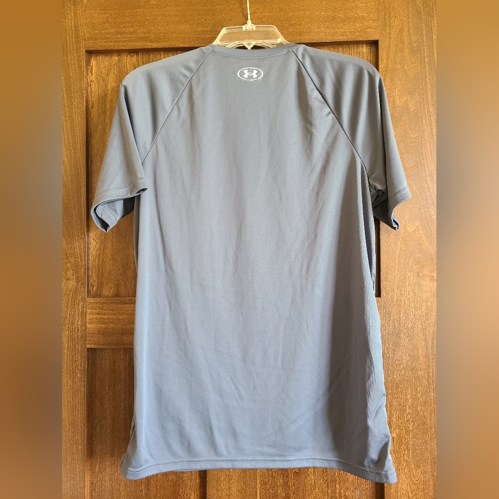 Boys Under Armour t-shirt -NWT! - Picture 7 of 8